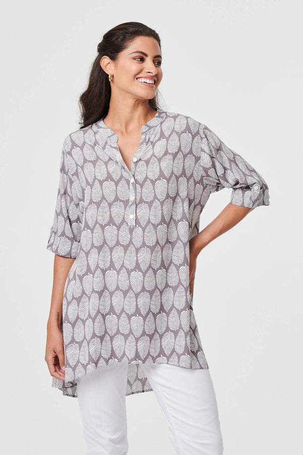 Grey | Leaf Print 1/2 Sleeve Curve Hem Blouse
