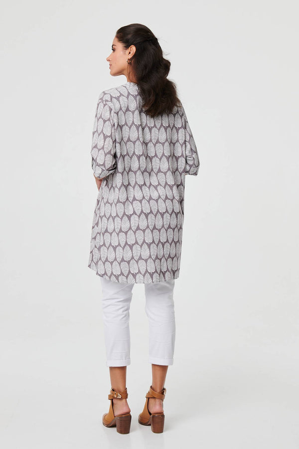 Grey | Leaf Print 1/2 Sleeve Curve Hem Blouse
