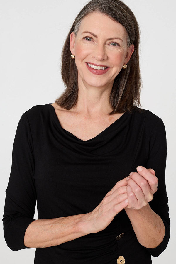 Black | Button Detail Ruched 3/4 Sleeve Top
