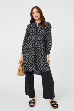 Black | Printed Relaxed Knee Length Shirt Dress
