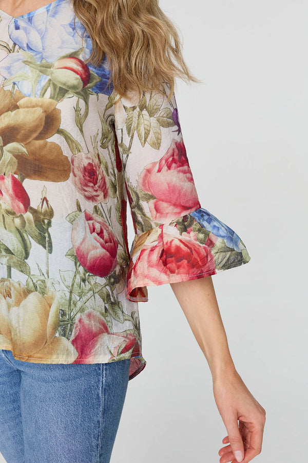 Cream | Floral 3/4 Flare Sleeve Curve Hem Blouse