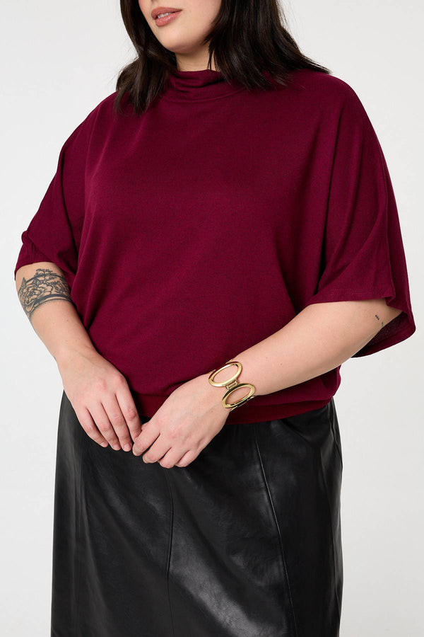 Red | Curve Button Back Relaxed Knit Top