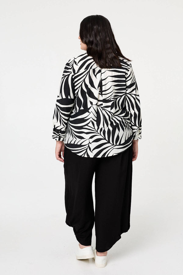 Black | Curve Leaf Print Relaxed Blouse