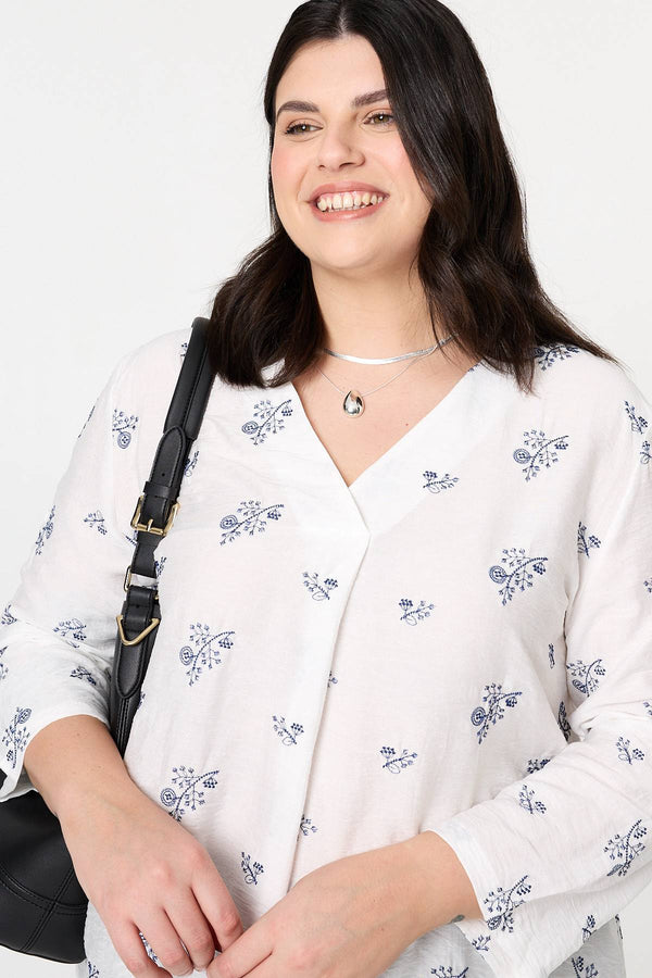 White | Curve Floral Relaxed Pleat Front Blouse