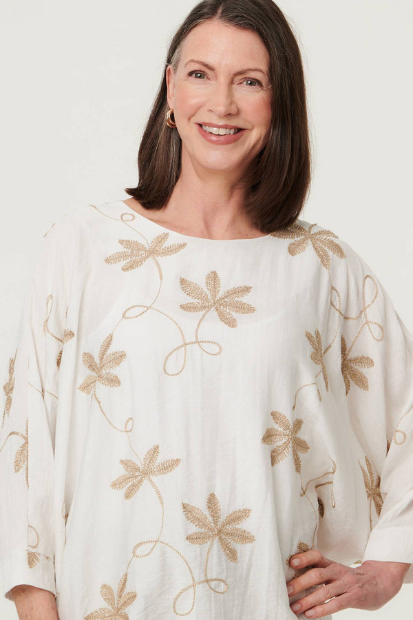 White | Floral Embroidered 3/4 Sleeve Top
