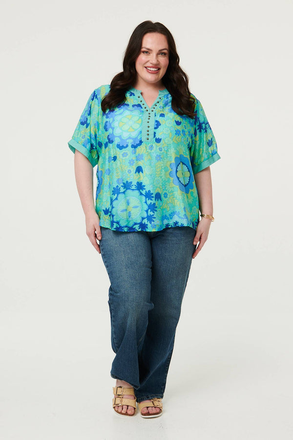 Green | Curve Floral Stud Short Sleeve Blouse