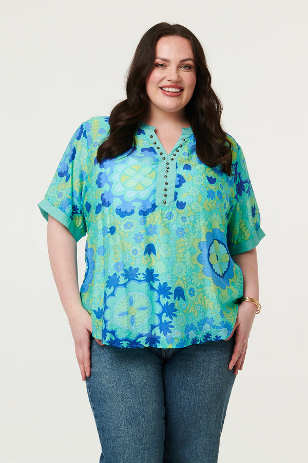 Green | Curve Floral Stud Short Sleeve Blouse