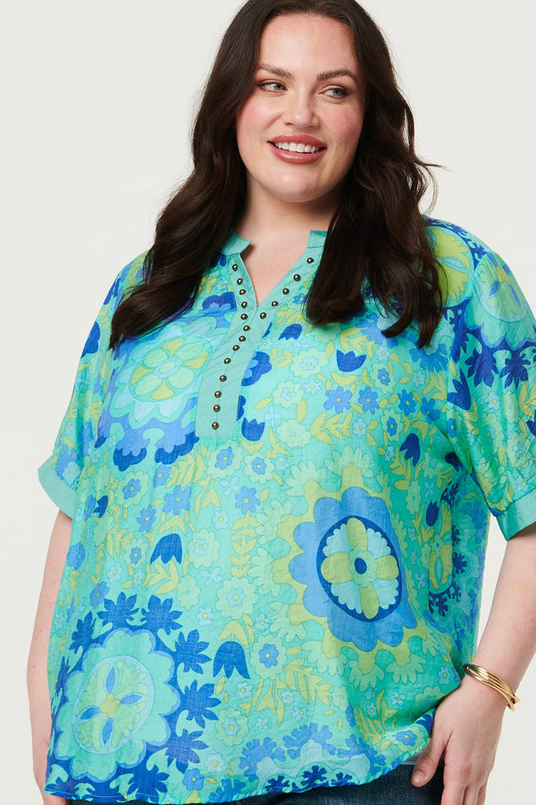Green | Curve Floral Stud Short Sleeve Blouse