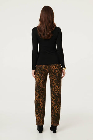 Black | Long Sleeve Slim Scoop Neck Top