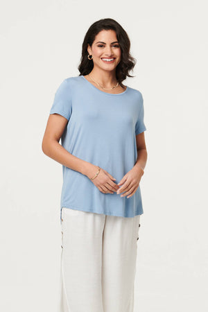 Blue | Plain Short Sleeve Curve Hem T-Shirt : Model is 5'8