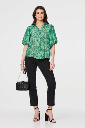 Green | Leaf Print 1/2 Puff Sleeve Blouse : Model is 5'9