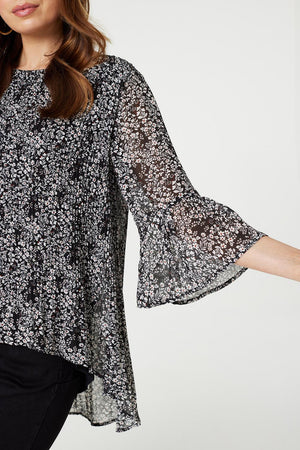 Black And White | Ditsy Floral Flare Sleeve Curve Hem Blouse