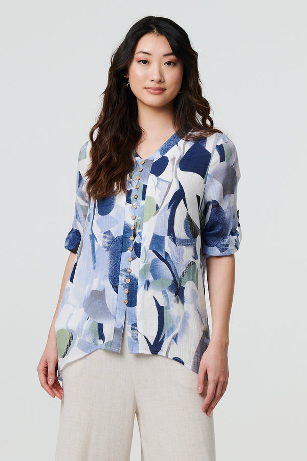 Blue | Abstract 3/4 Sleeve Curve Hem Shirt
