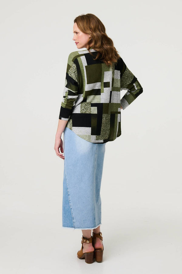 Green | Geo Print Zip V-Neck Curve Hem Top
