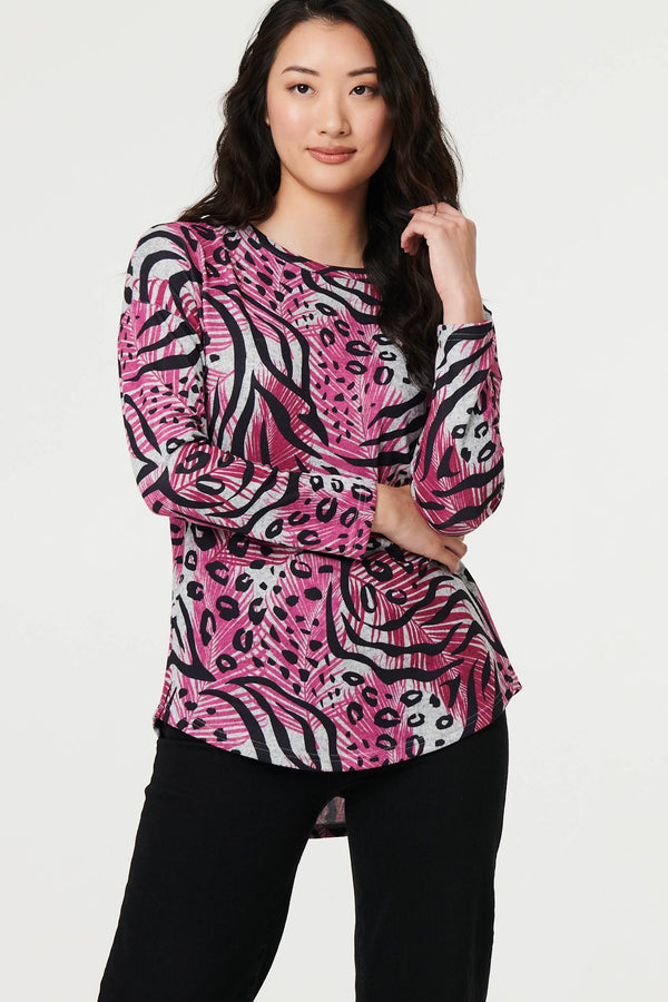 Pink | Animal Print Long Sleeve Curve Hem Top : Model is 5'9"/175 cm and wears UK8/EU36/US4/AUS8
