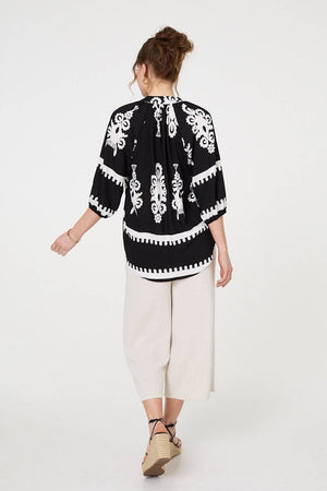 Black | Ikat Print 3/4 Sleeve Relaxed Blouse
