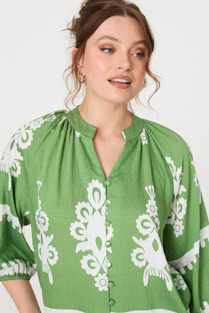 Green | Ikat Print 3/4 Sleeve Relaxed Blouse
