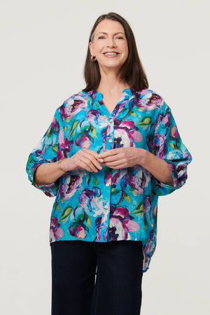 Blue | Floral Button 3/4 Sleeve Relaxed Blouse : Model is 5'8