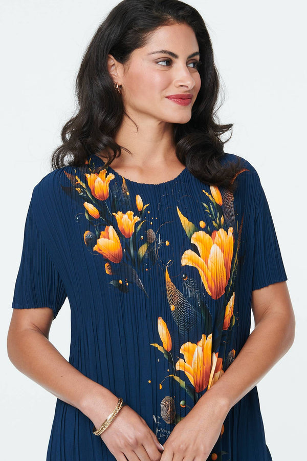 Navy | Floral Short Sleeve Pleated Texture Top