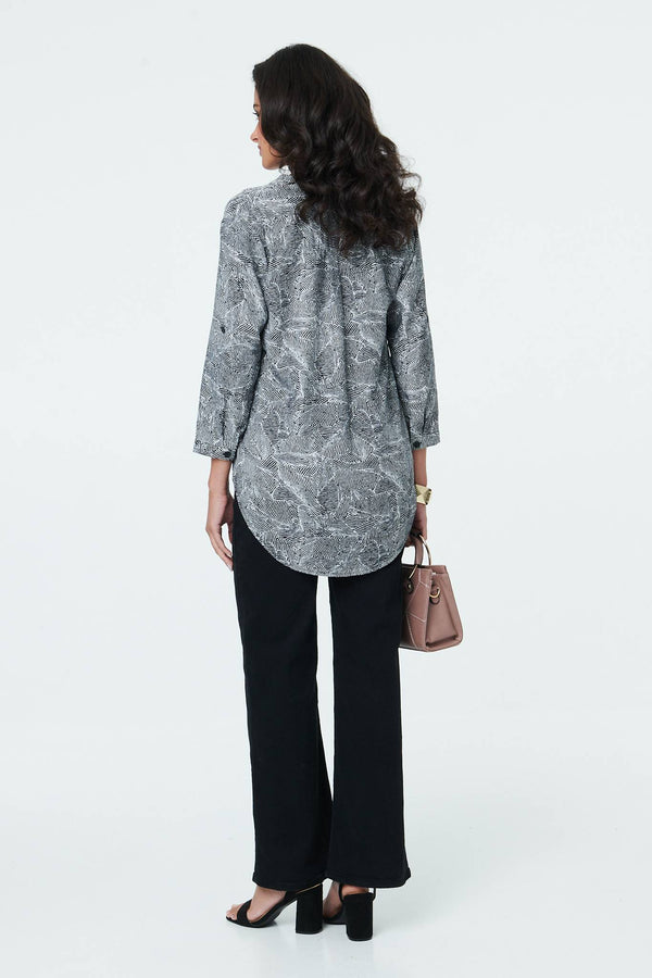 Black | Abstract 3/4 Sleeve Collarless Blouse