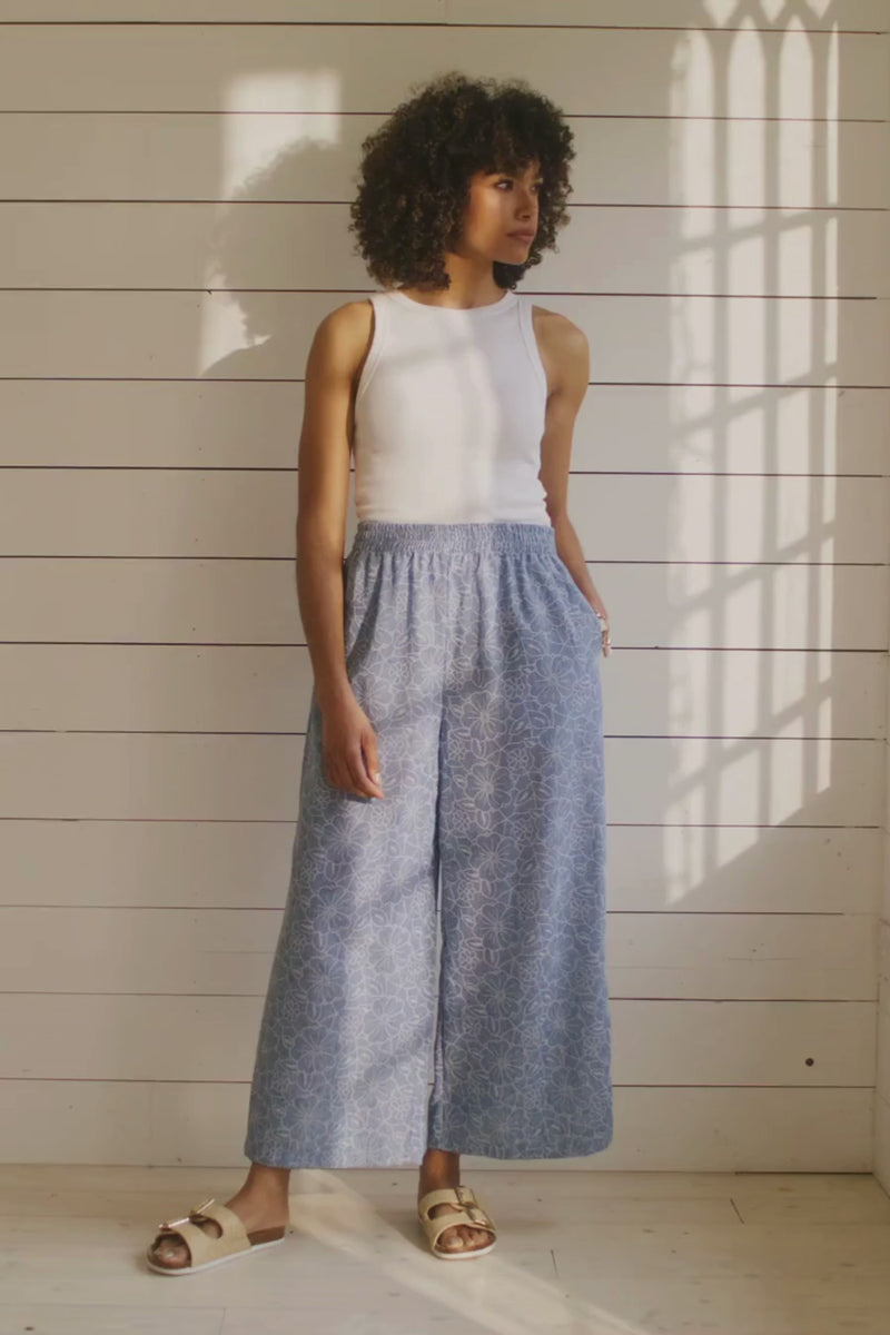 Blue | Floral Shirred High Waist Wide Trousers : Model is 5'8"/172 cm and wears UK8/EU36/US4/AUS8