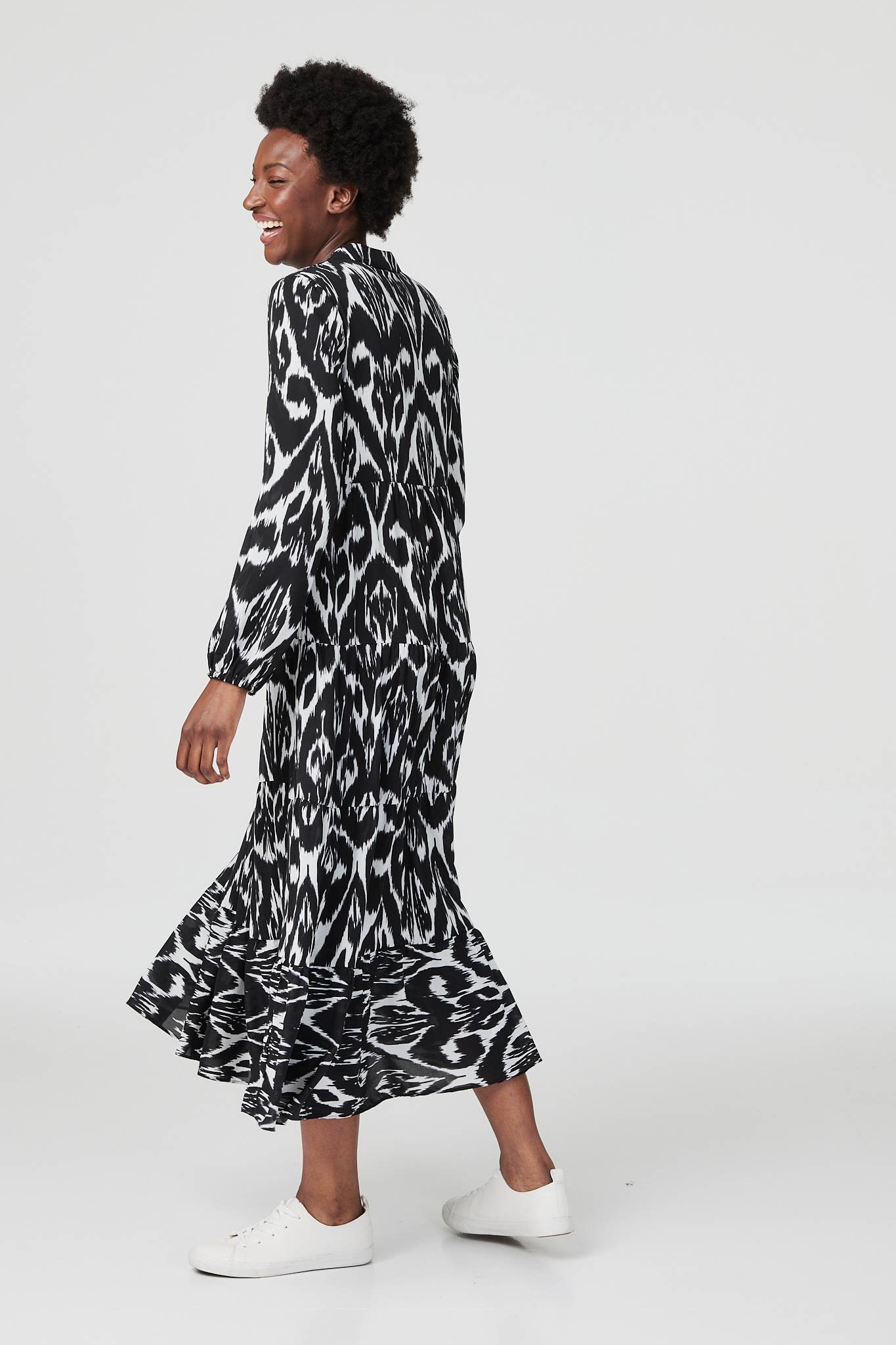 Black And White | Ikat Print Long Sleeve Smock Dress