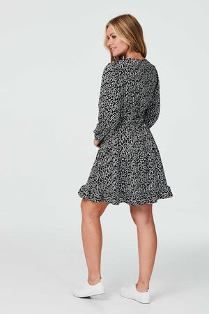 Black | Ditsy Print V-Neck Skater Dress