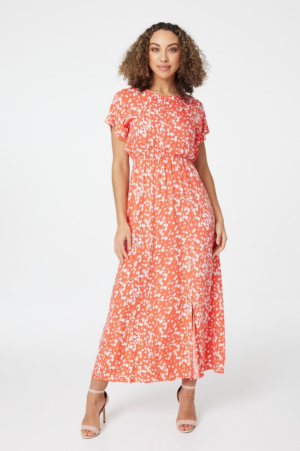 Coral | Printed Short Sleeve Midi Dress : Model is 5'8"/172 cm and wears UK8/EU36/US4/AUS8