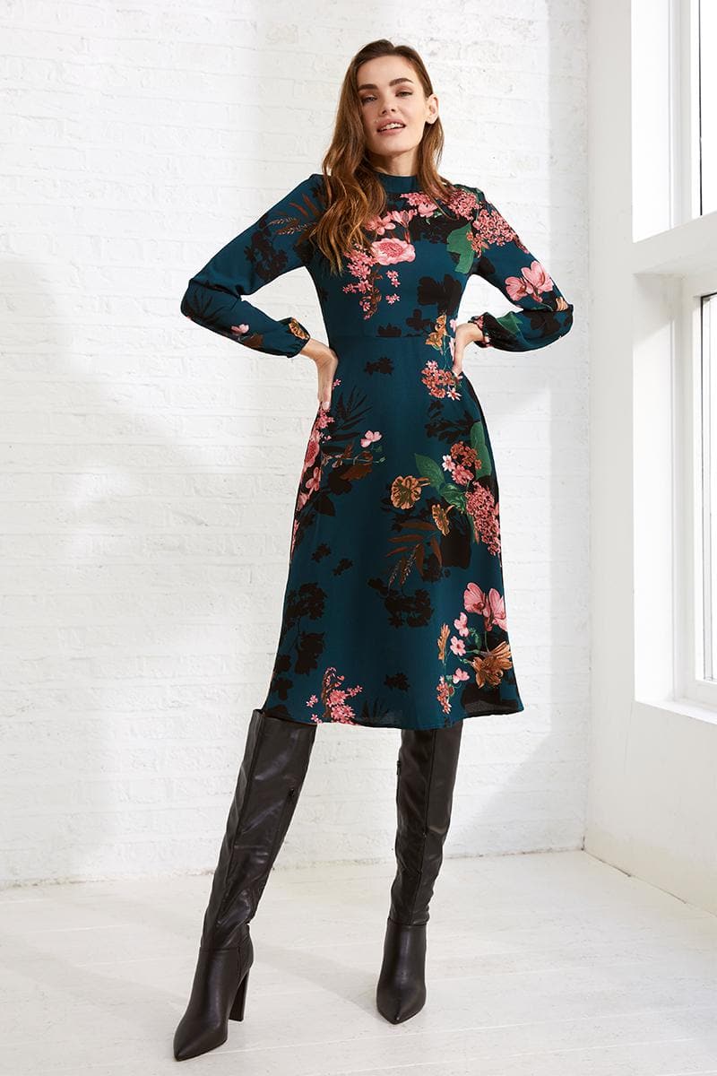 Teal | Floral High Neck Midi Dress : Model is 5'10"/178 cm and wears UK8/EU36/US4/AUS8