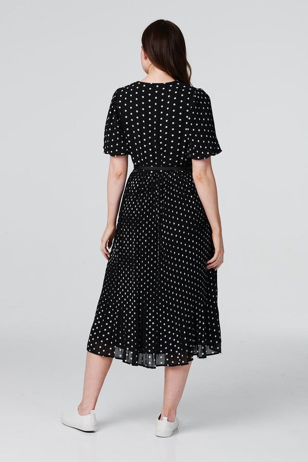 Black and White | Polka Dot Pleated Midi Dress