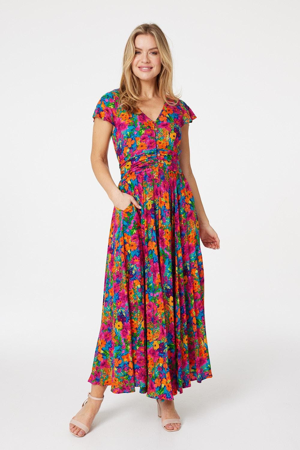 Pink | Floral Ruched Front Maxi Dress : Model is 5'10"/178 cm and wears UK8/EU36/US4/AUS8