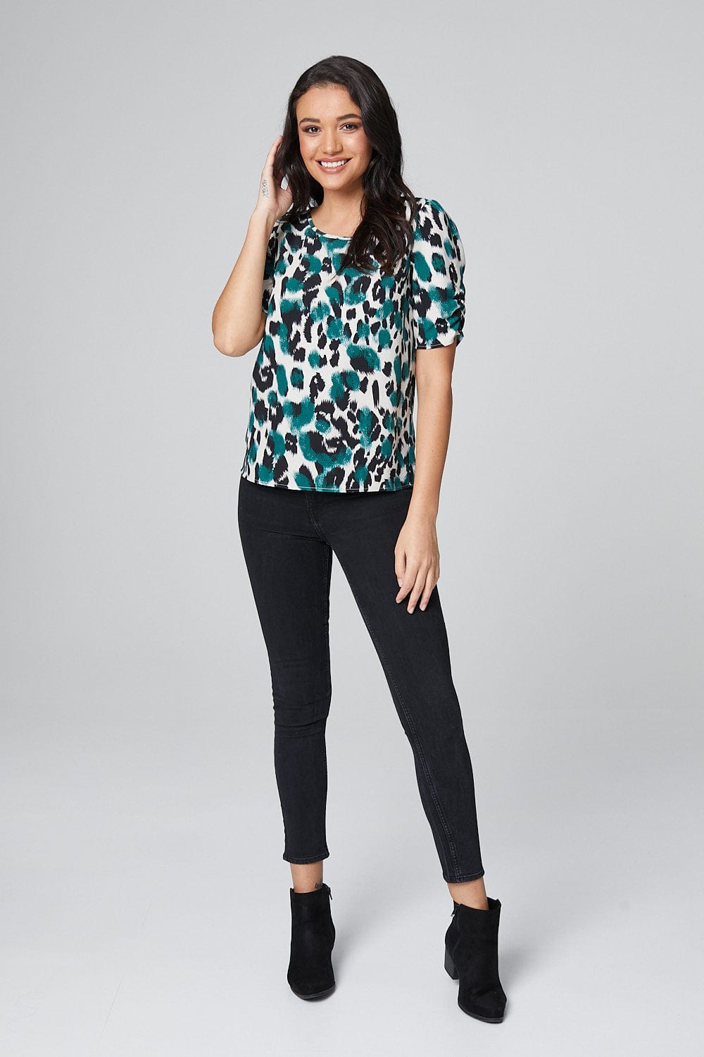 Green | Animal Print Puff Sleeve Blouse