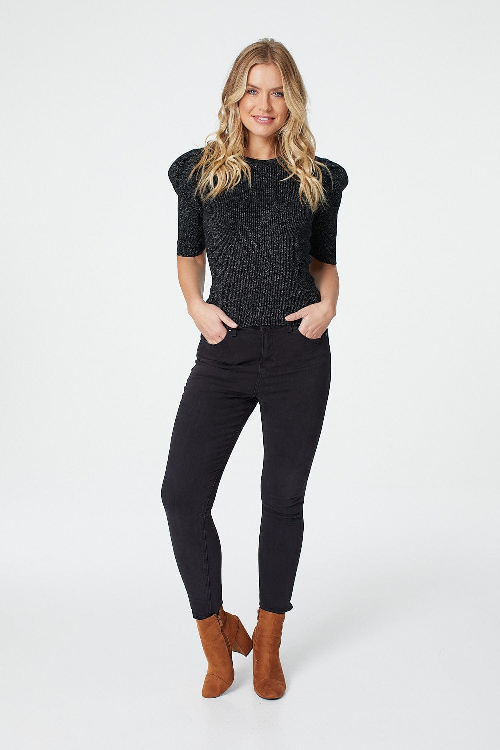 Black | Short Sleeve Knit Top