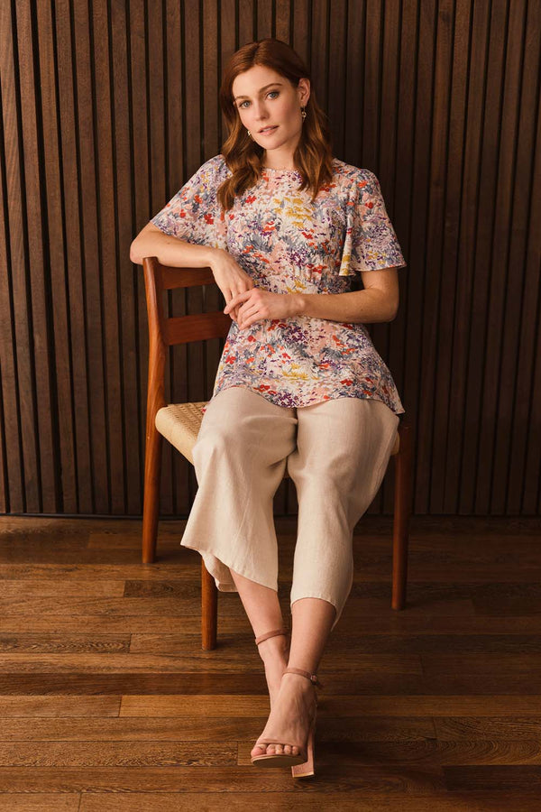 Blue | Floral Peplum Blouse : Model is 5'8"/172 cm and wears UK8/EU36/US4/AUS8